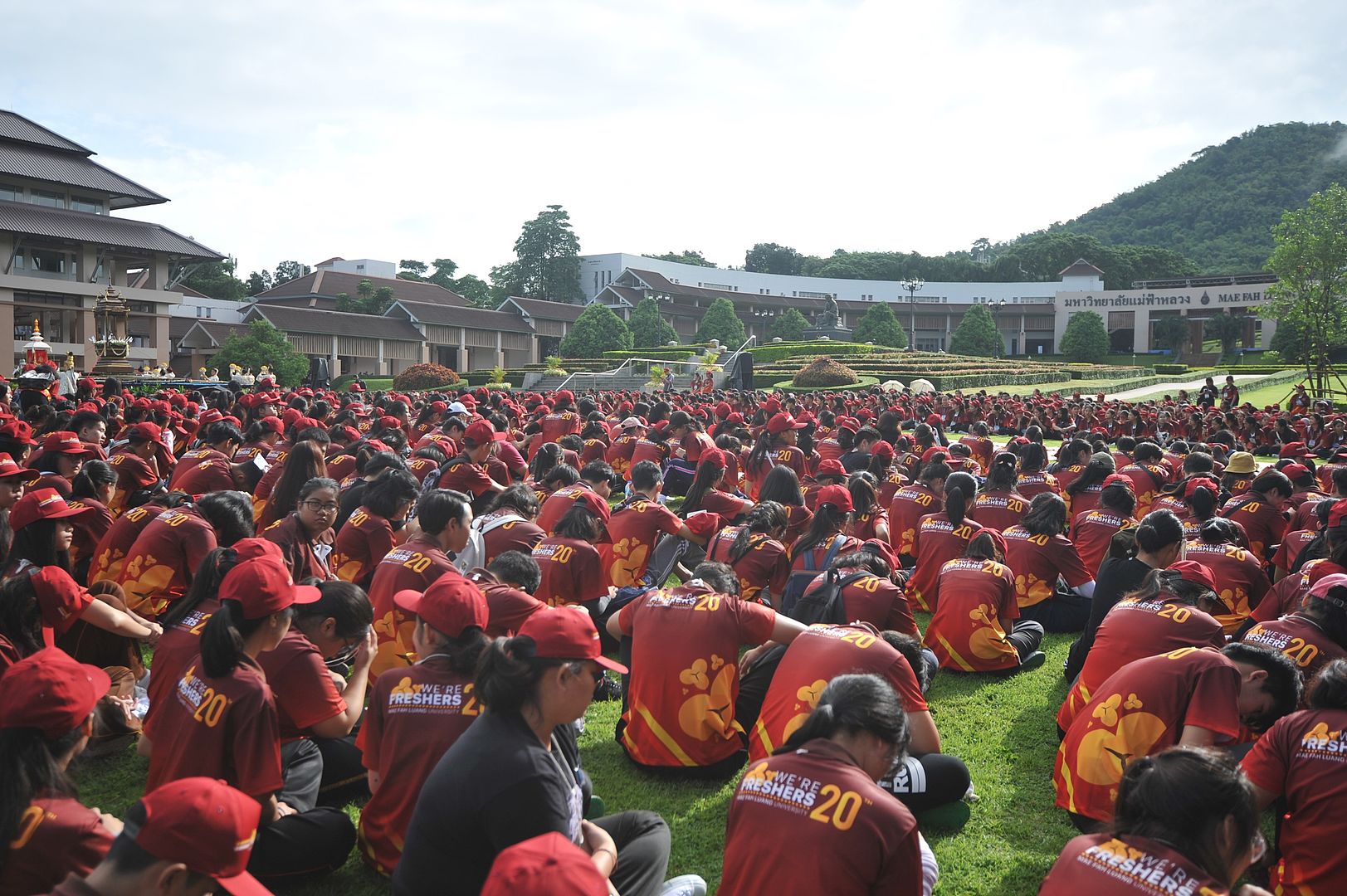 MFU News : MFU_walk_to_the_top__4_.JPG