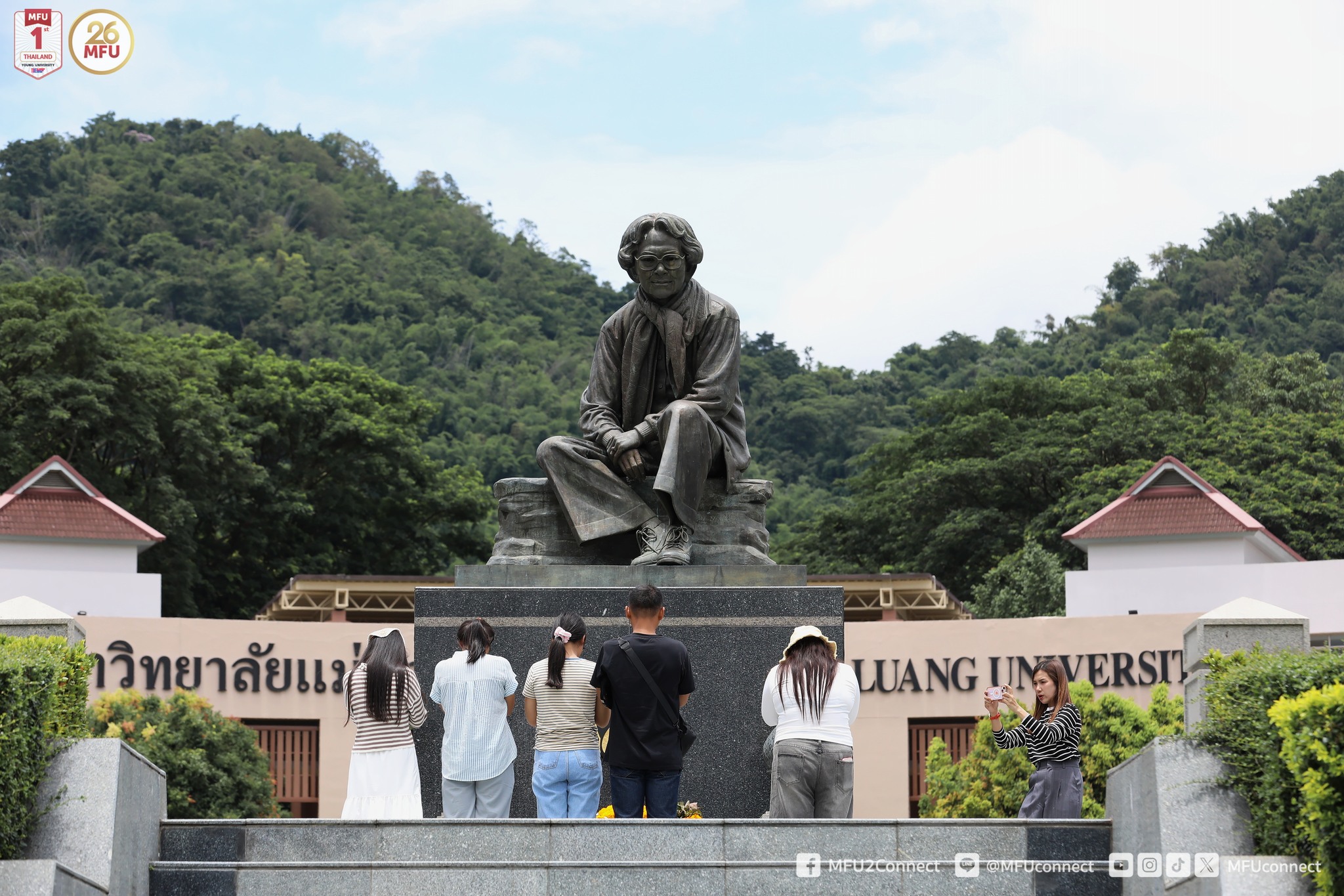 MFU News : The_President_welcoming_New_Students_2025__2_.jpg