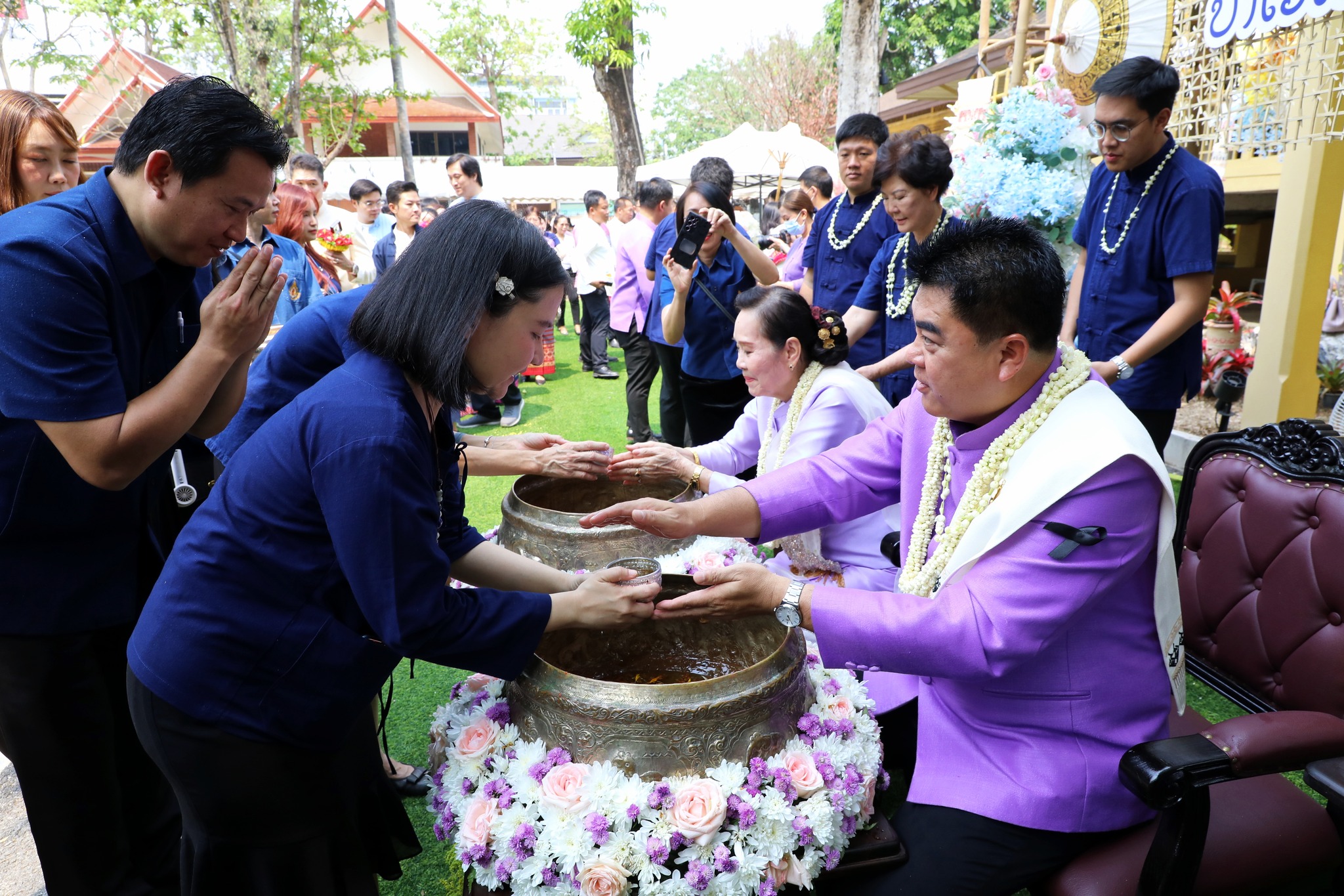 มฟล. ร่วมพิธีสูมาคารวะสระเกล้าดำหัวผู้ว่าราชการจังหวัดเชียงราย เนื่องในเทศกาลปี๋ใหม่เมือง ประจำปี 2569