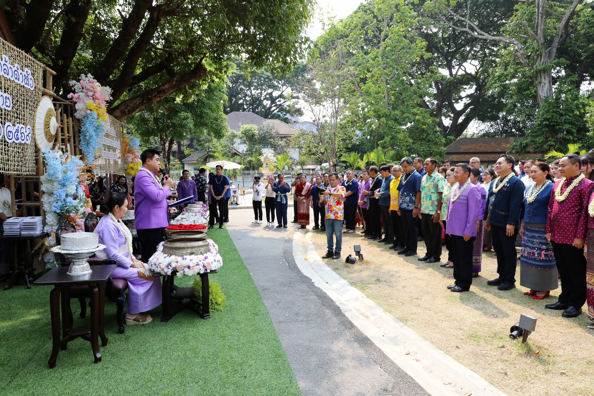 MFU News : MFU_Joins_Ceremony_to_Honor_Chiang_Rai_Governor__4_.jpg