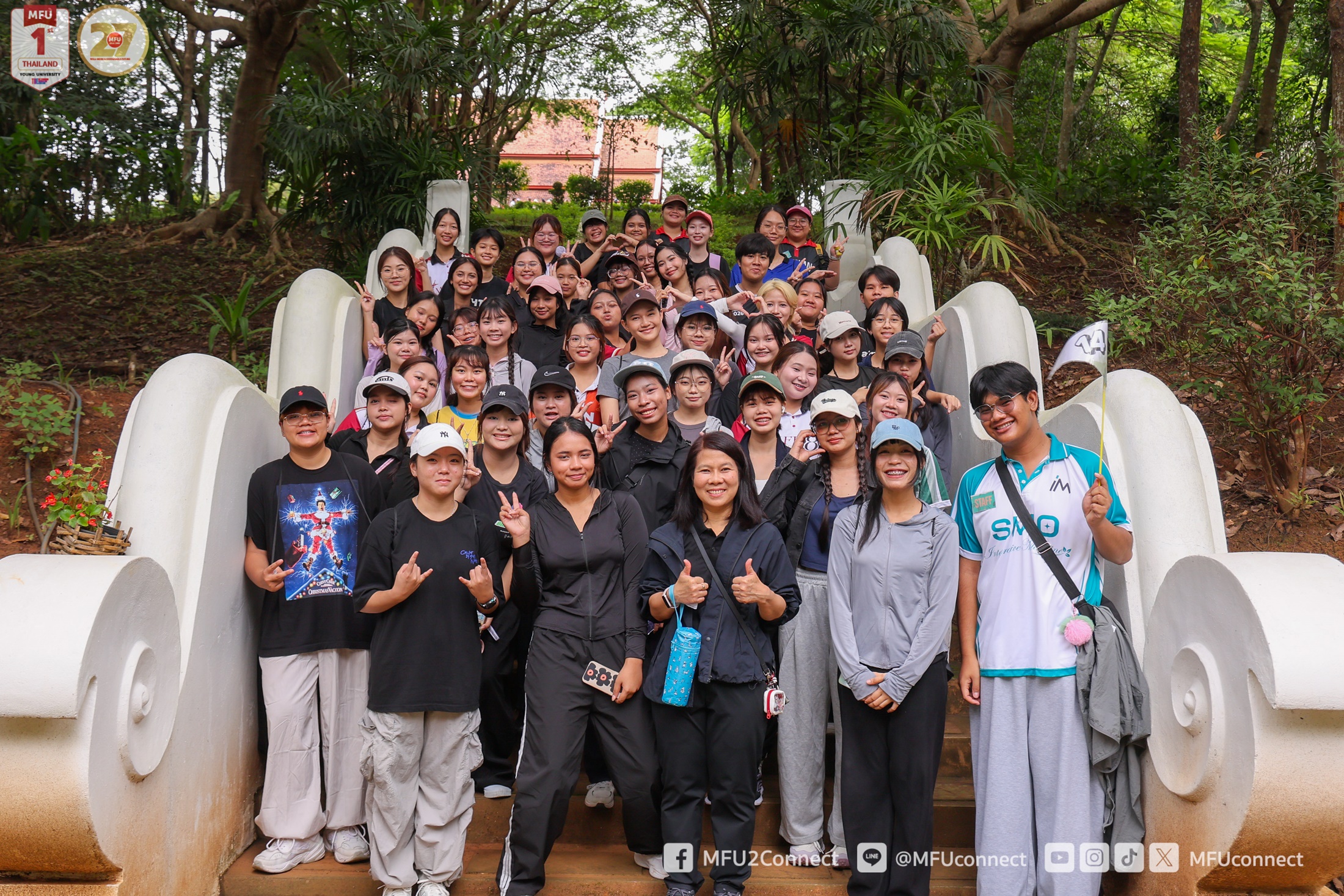 MFU News : MFU_Freshmen_Walk_to_HRP_Environmental_Vision___2_.jpg