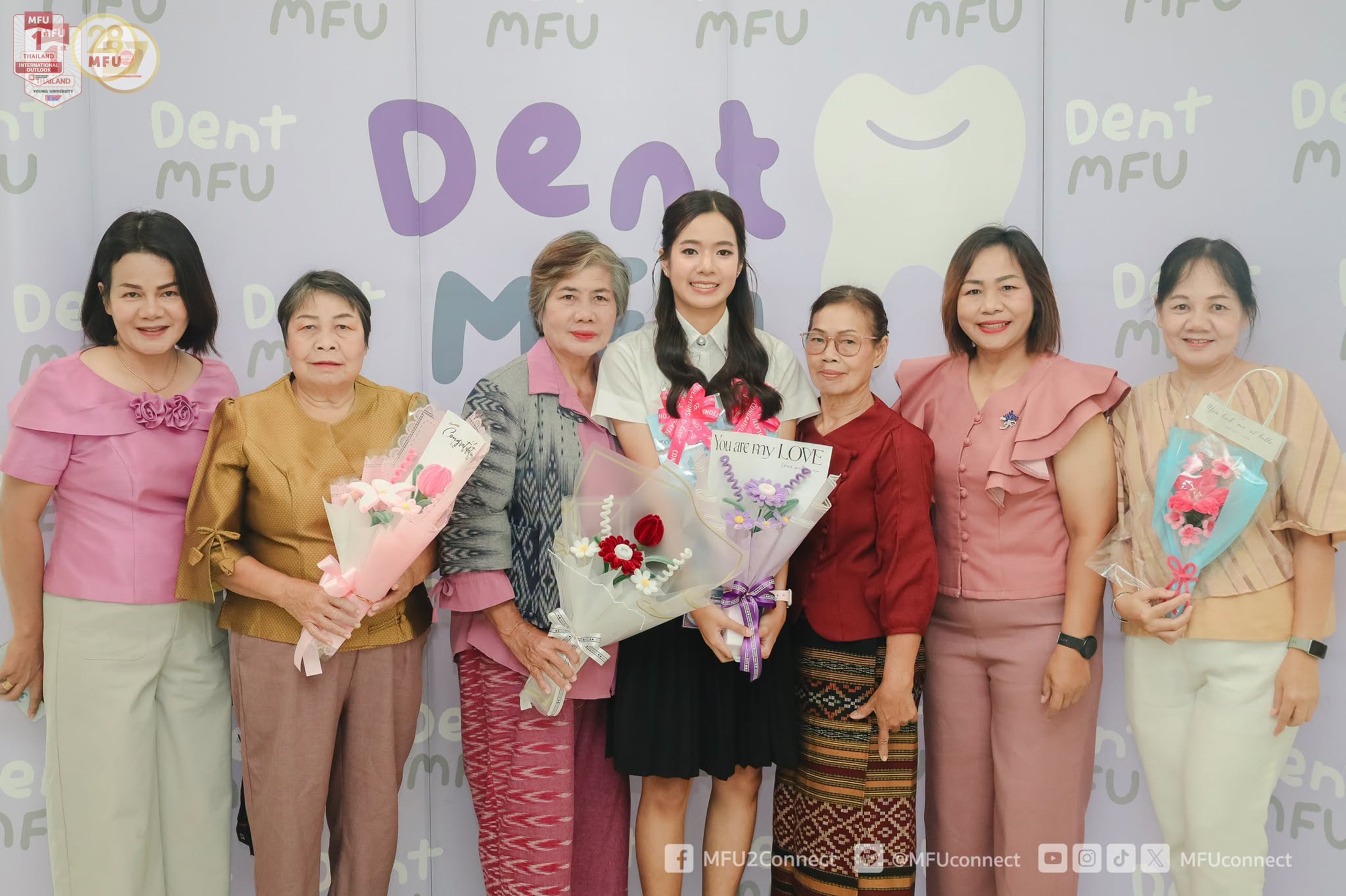 MFU News : School_of_Dentistry_White_Coat_Ceremony__12_.jpg