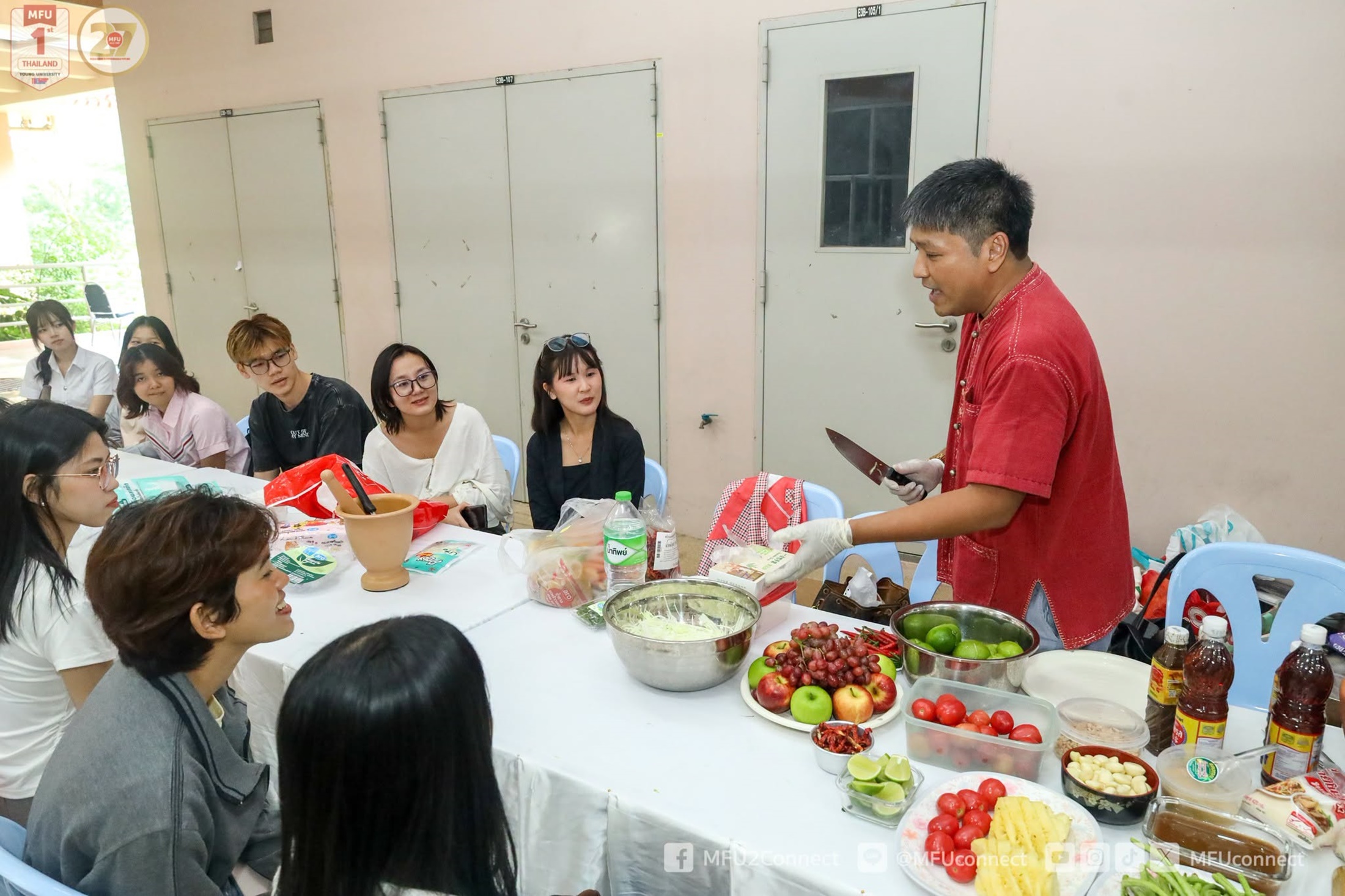 MFU News : Thai_Cultural_Workshop_for_International_Freshmen__9_.jpg
