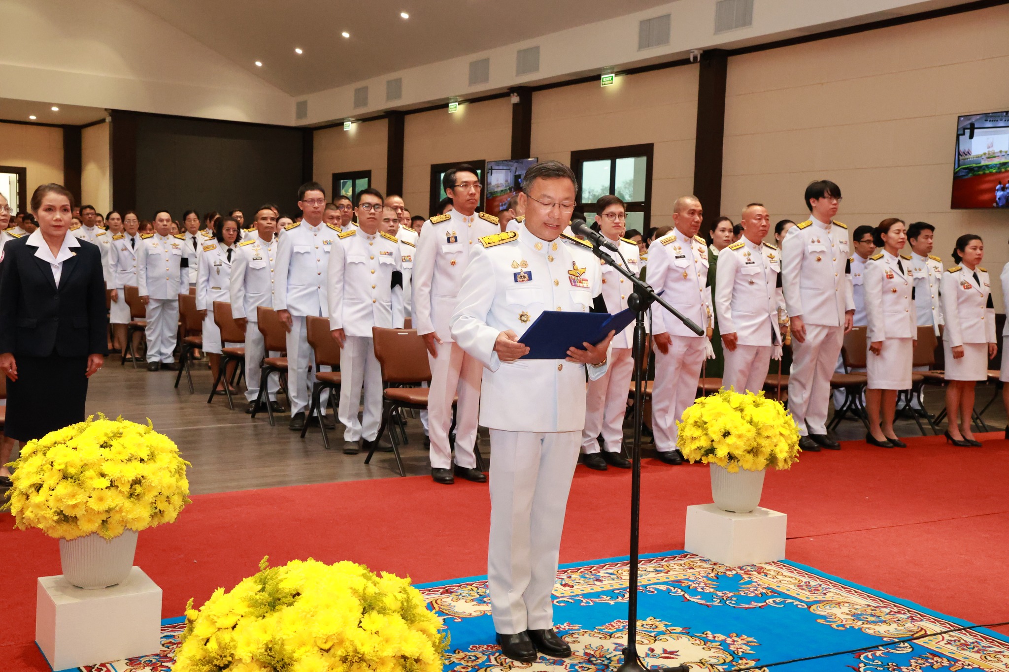 MFU News : MFU_Pays_Tribute_to_King_Rama_II__3_.jpg