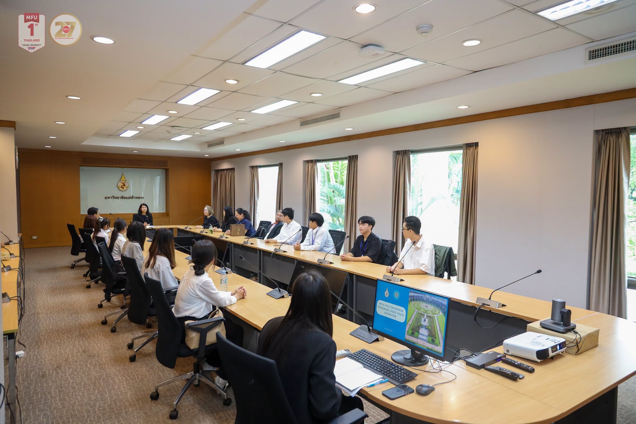 MFU News : President_Welcomes_Exchange_Students_from_Feng_Chia_U__2_.jpg