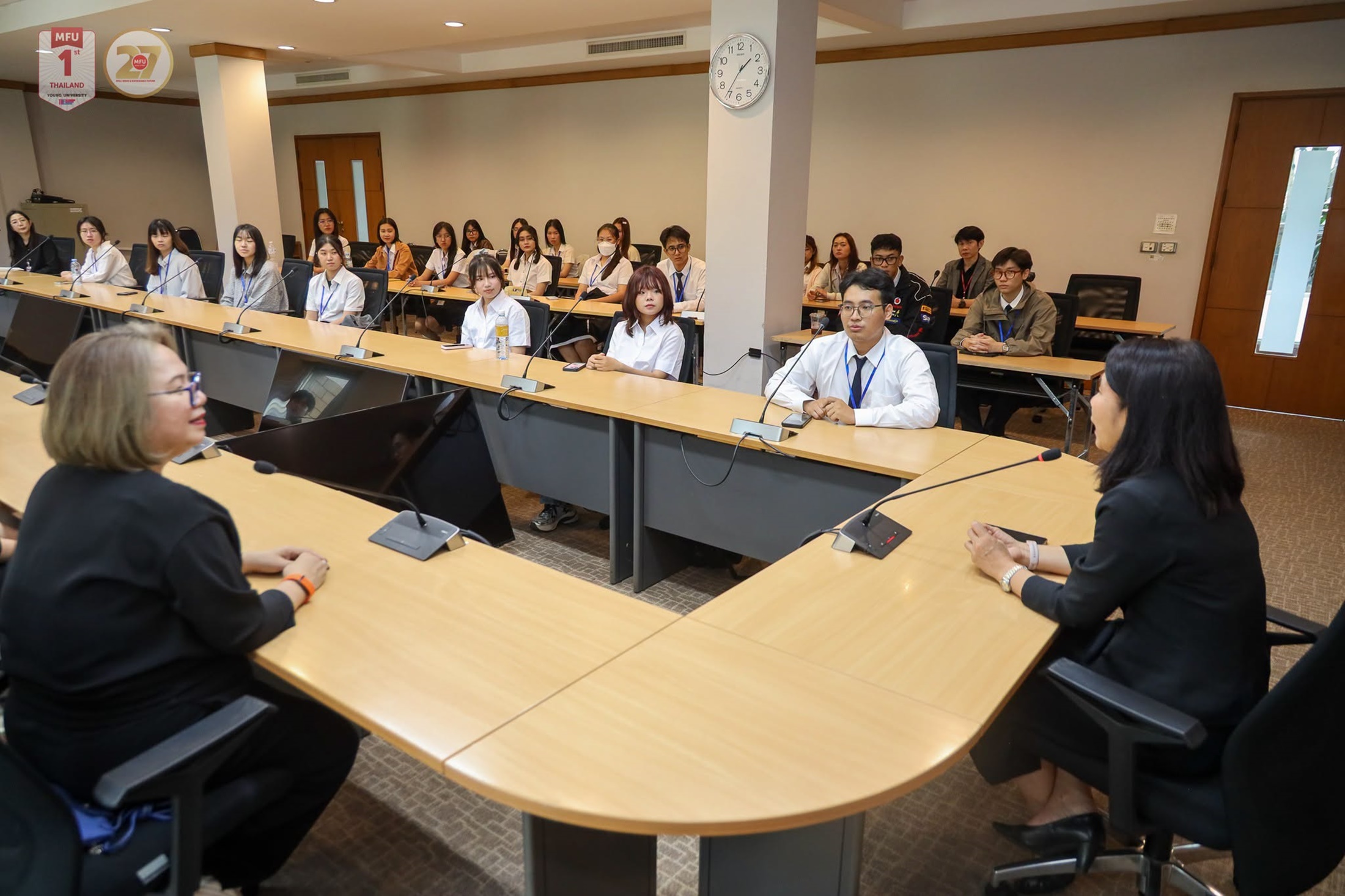 MFU News : President_Welcomes_Exchange_Students_from_Feng_Chia_U__3_.jpg