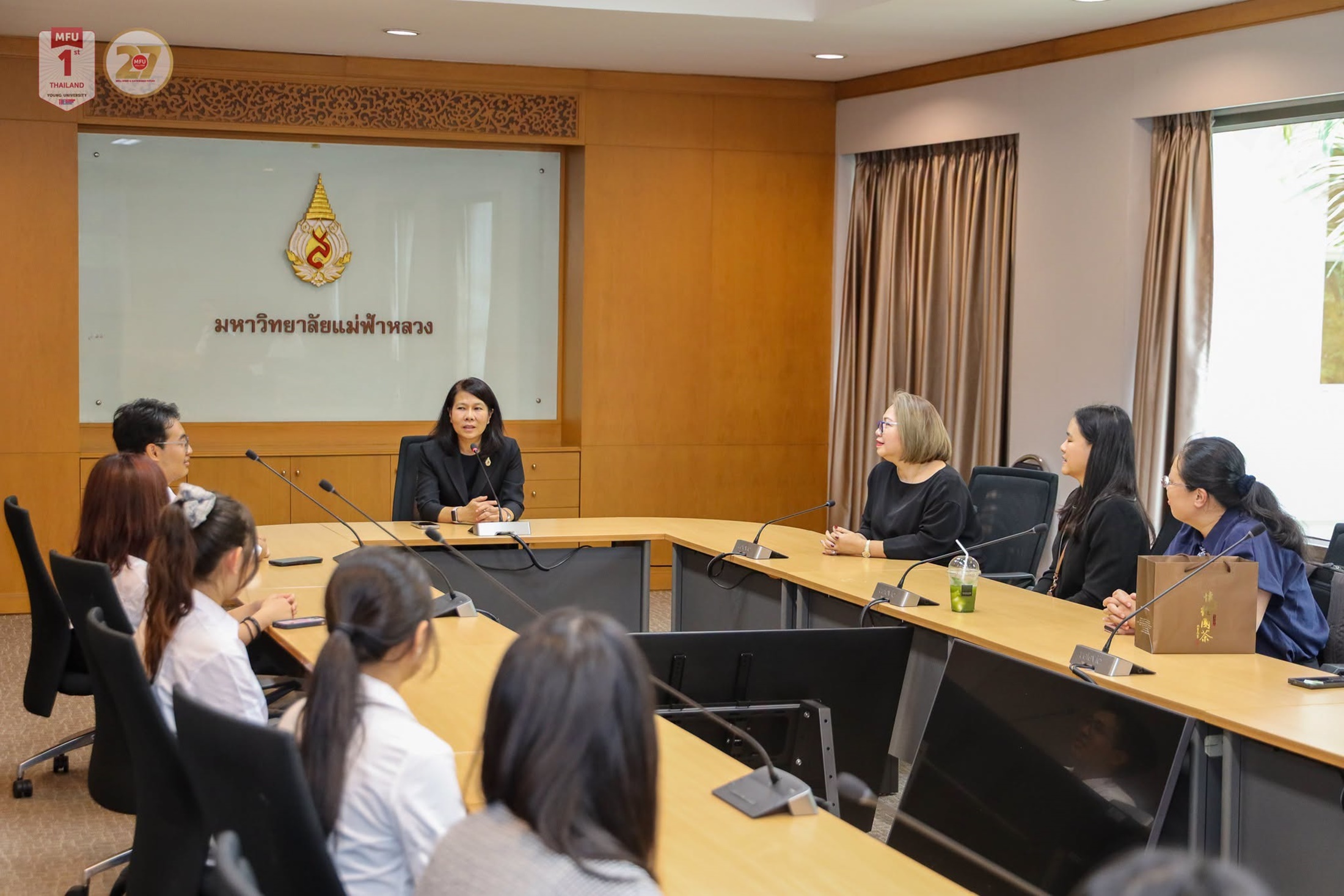 MFU News : President_Welcomes_Exchange_Students_from_Feng_Chia_U__4_.jpg