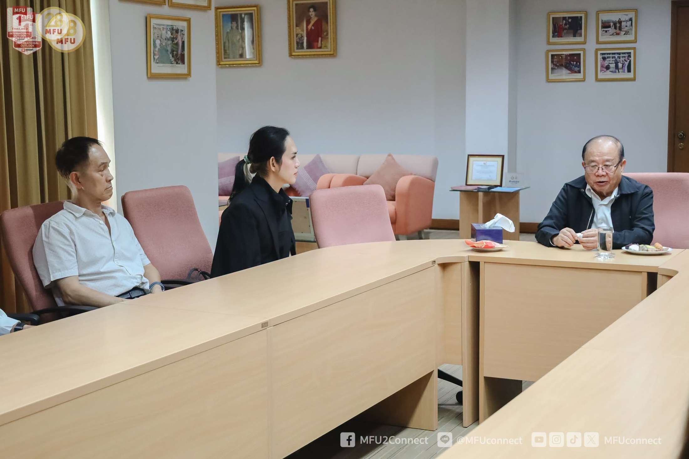 MFU News : Scholarship_Funds_from_MFU_Alumni__4_.jpg